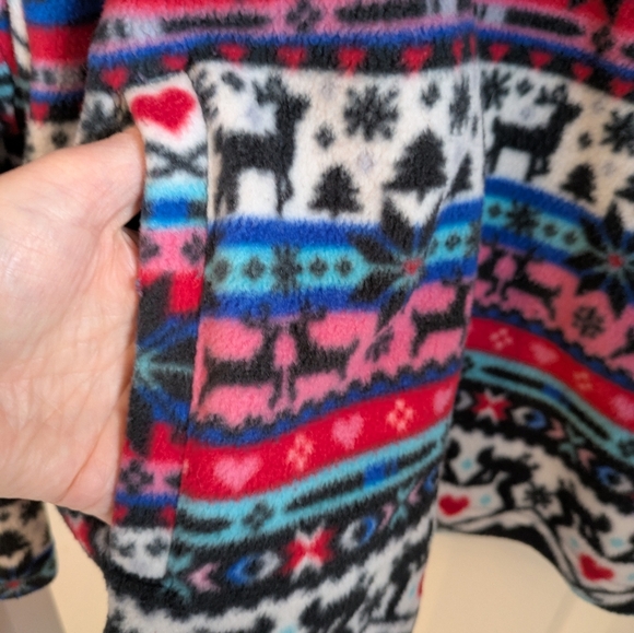 Vera Bradley M Nordic Style Fleece Sweater - Picture 5 of 9